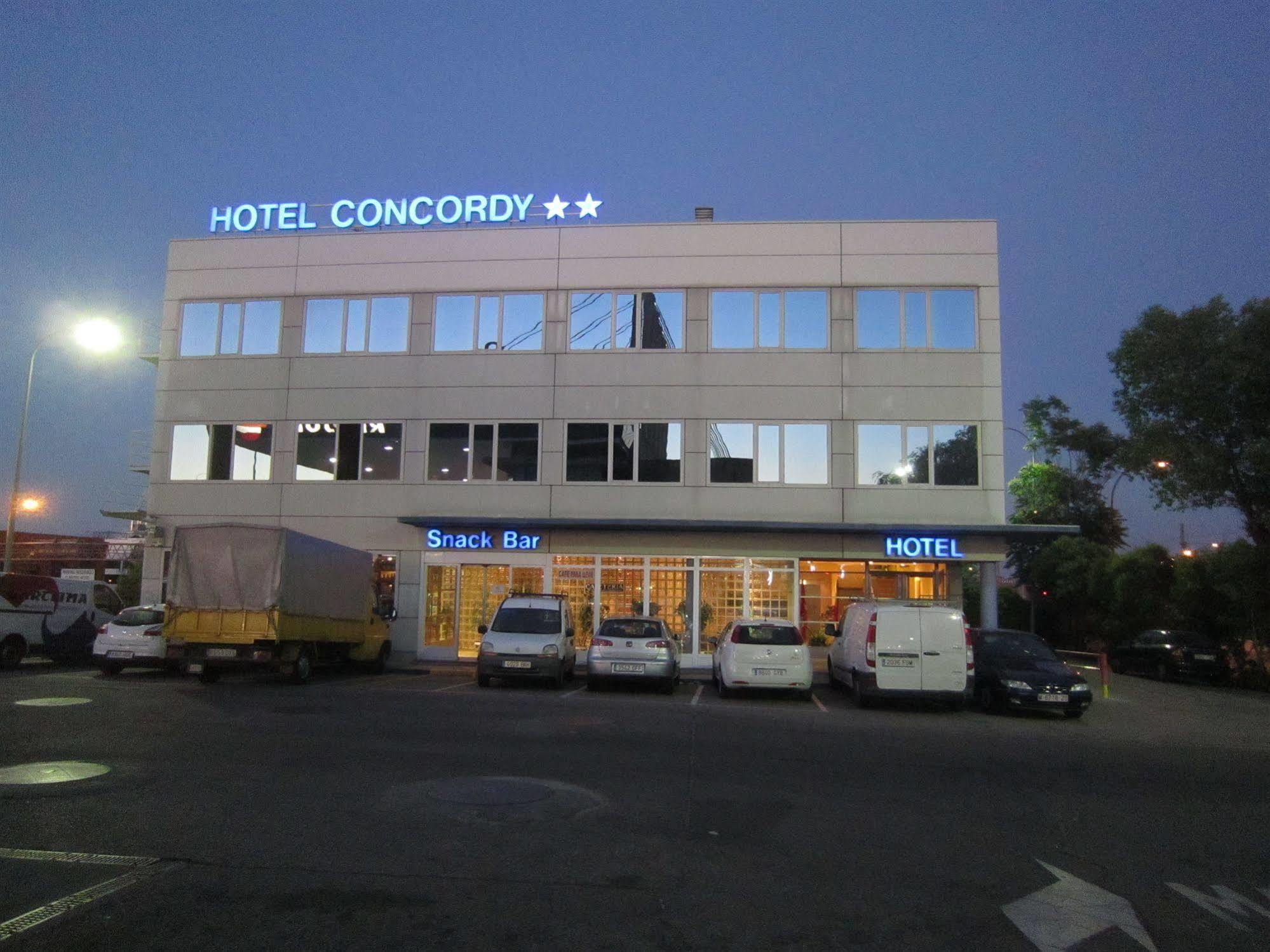 Hotel Concordy Madrid Exteriör bild